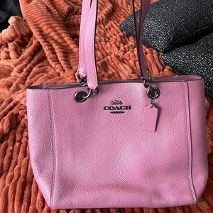 Coach purse.